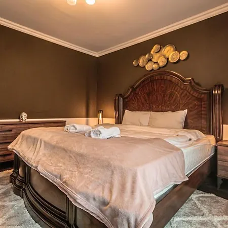 Mo Host Cozy * Braşov